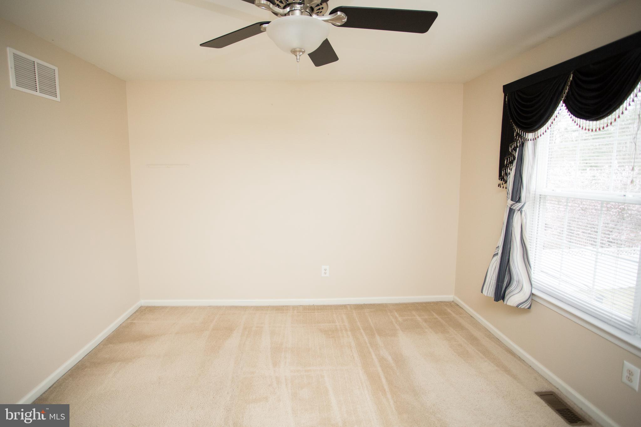 5 Parliament Road Sicklerville, NJ 08081 - Photo 29 of 45