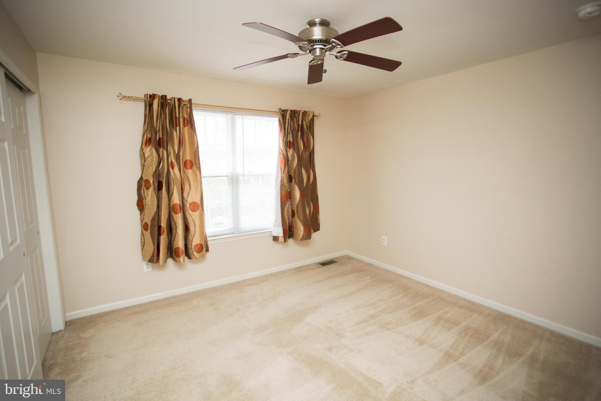 5 Parliament Road Sicklerville, NJ 08081 - Photo 31 of 45
