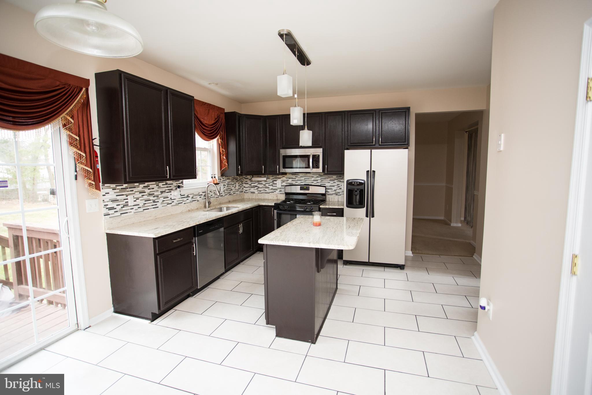 5 Parliament Road Sicklerville, NJ 08081 - Photo 9 of 45