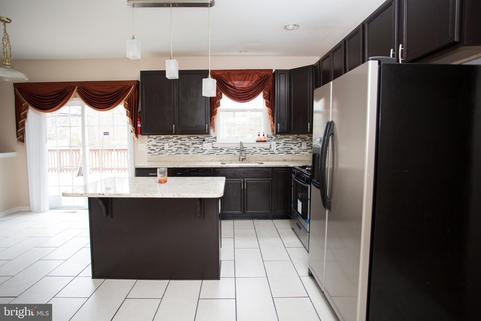 5 Parliament Road Sicklerville, NJ 08081 - Photo 10 of 45