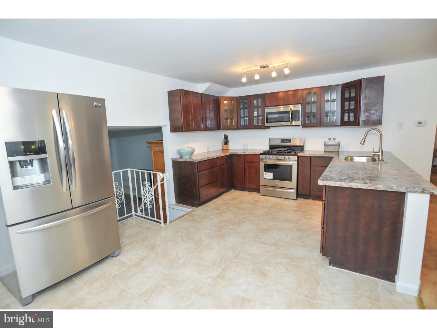 225 Beaver Road Southampton, PA 18966 - Photo 3 of 21 Gallery Image 3