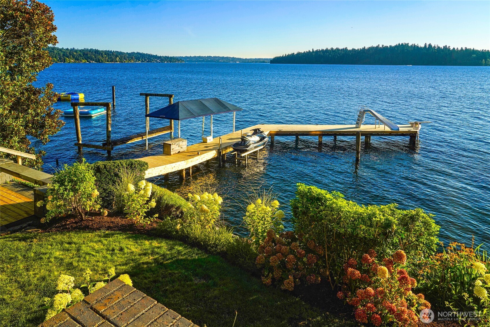 18 Holly Lane Mercer Island, WA 98040 - Photo 36 of 39