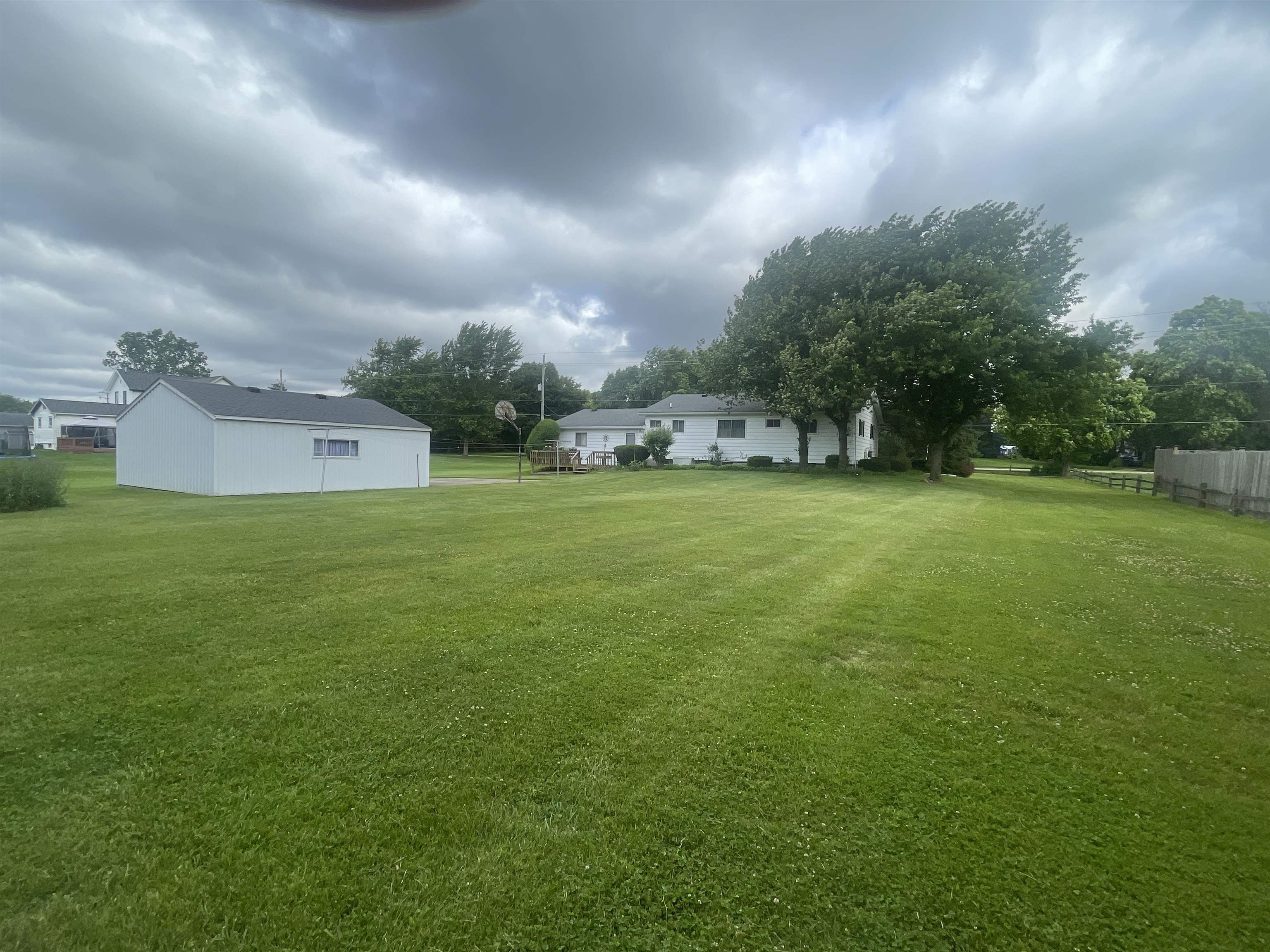 12055 Lennon Road Lennon, MI 48449 - Photo 4 of 23