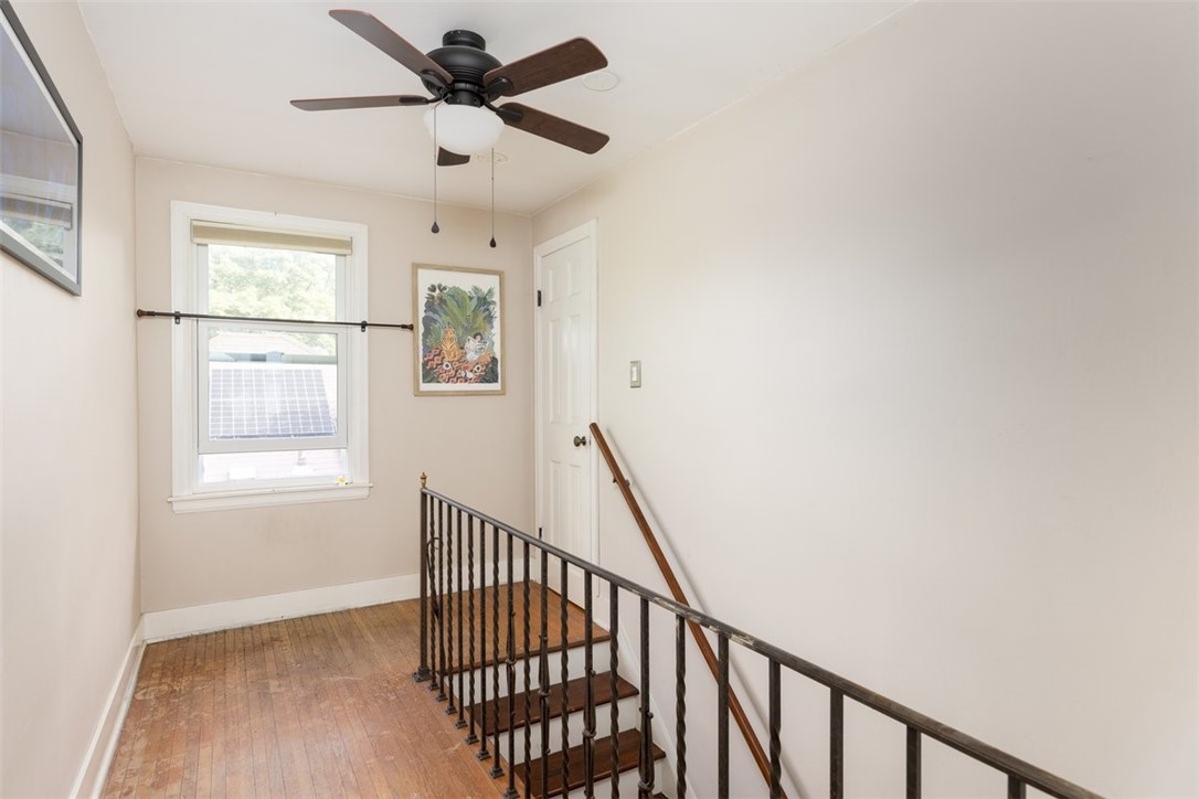 486 Mt Vernon Road Amherst, NY 14226 - Photo 12 of 18 Second Floor Landing