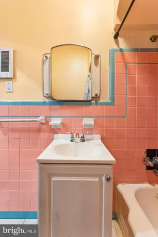 $270,000 | 3321 Jasper Street, Philadelphia, PA 19134