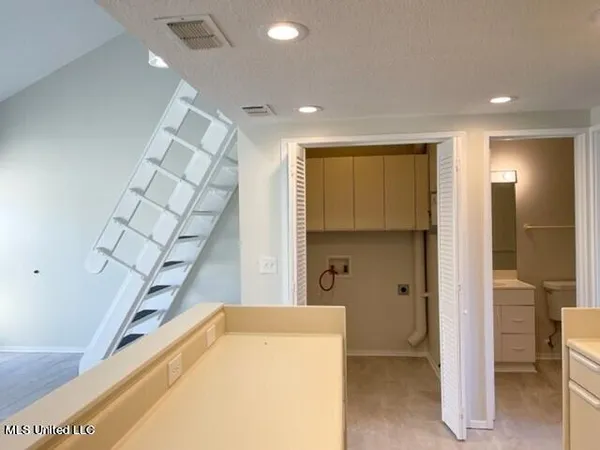 $105,000 | 828 Oakleigh Avenue, Unit 9, Gulfport, MS 39507