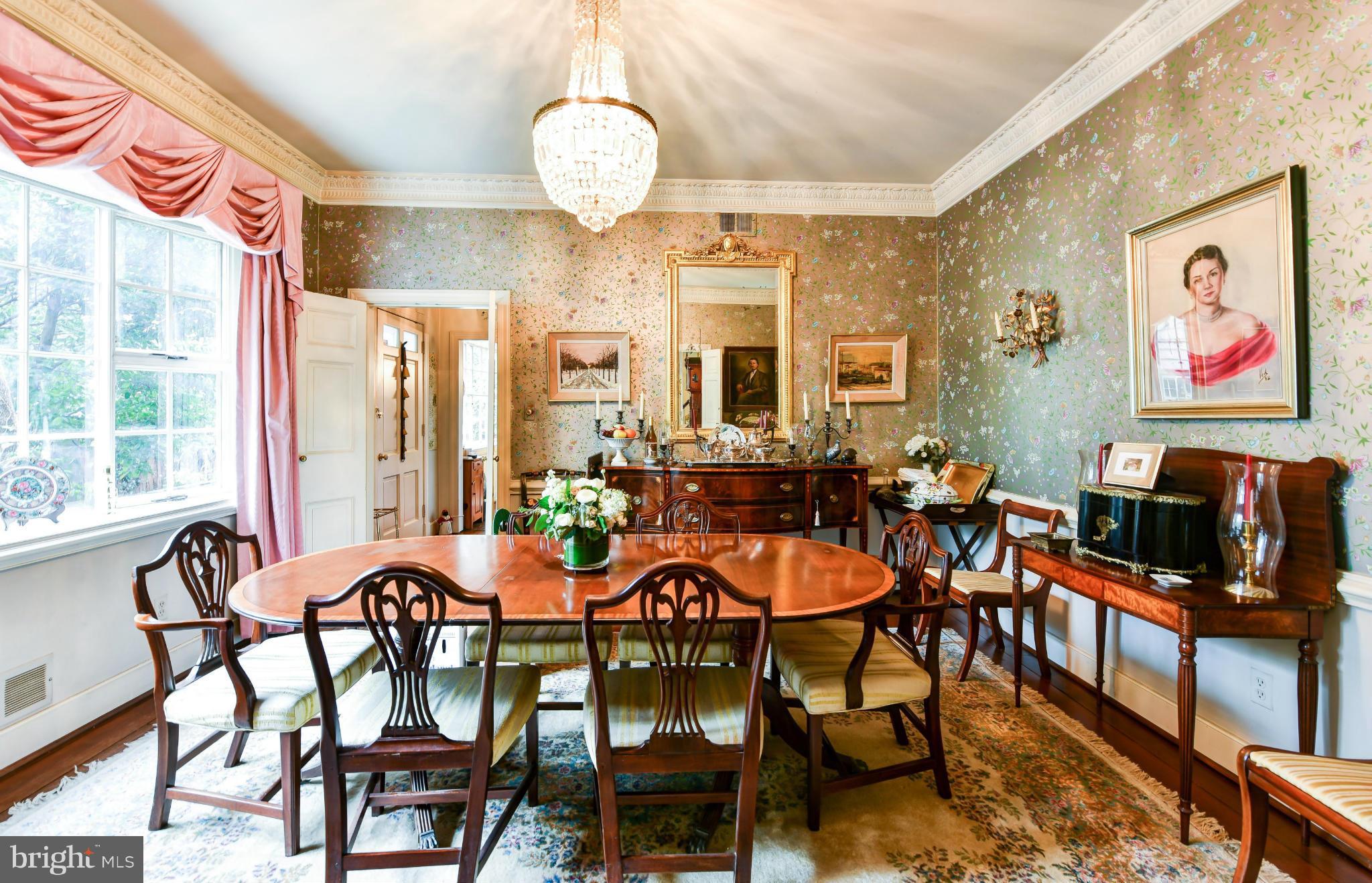 412 Wolfe Street Alexandria, VA 22314 - Photo 9 of 30 Dining Room