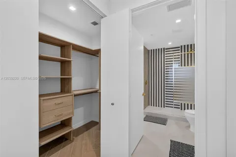 $730,000 | 2700 Northwest 2nd Avenue, Unit 528, Miami, FL 33127