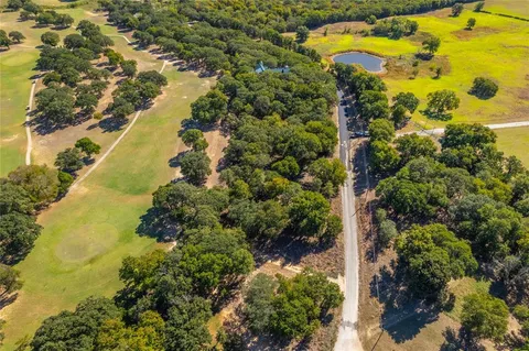 $99,000 | 120 West Huron Circle, Nocona, TX 76255