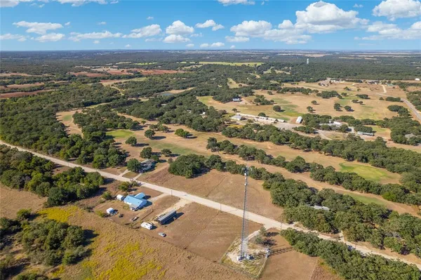 $99,000 | 120 West Huron Circle, Nocona, TX 76255