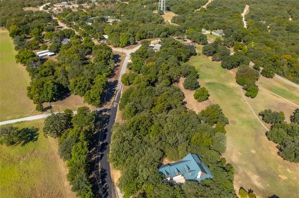 $99,000 | 120 West Huron Circle, Nocona, TX 76255