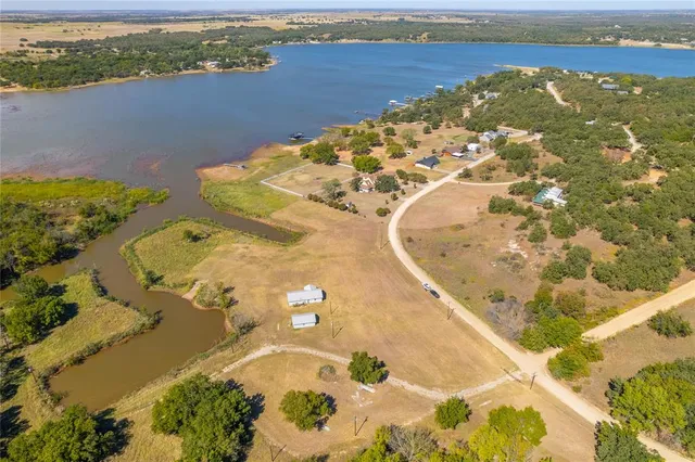 $99,000 | 120 West Huron Circle, Nocona, TX 76255