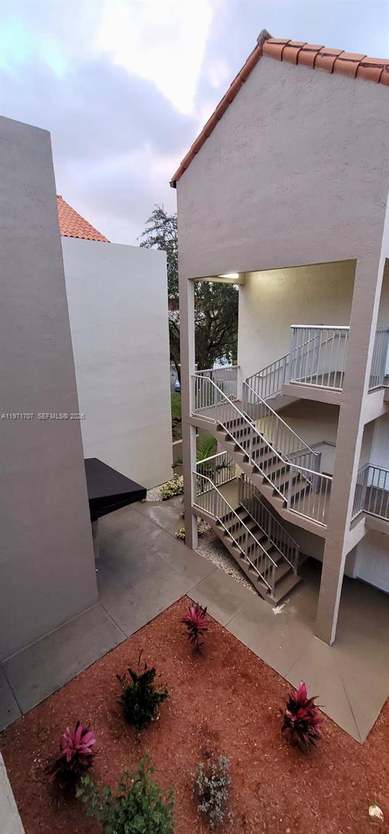 6155 Northwest 186th Street, Unit 308 Hialeah, FL 33015 - Photo 23 of 34