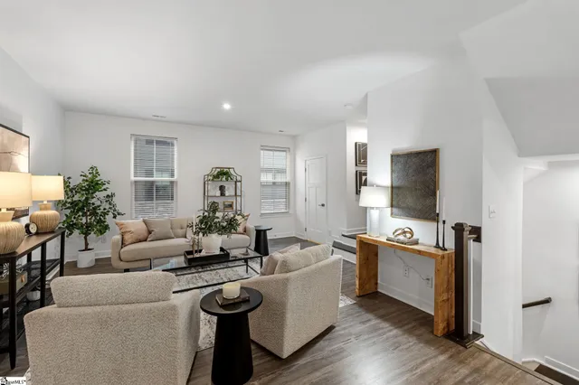 $389,000 | 10 Stinson Road, Greenville, SC 29607