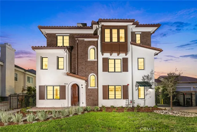 $1,288,000 | 905 Sunset Boulevard, Unit A, Arcadia, CA 91007