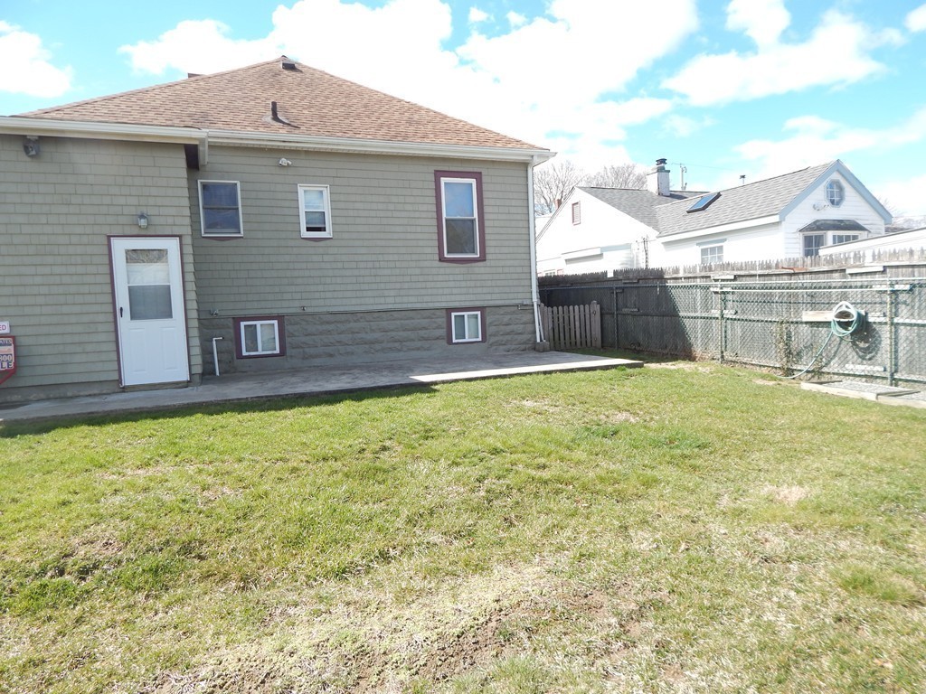 144 Spencer Street Fall River, MA 02721 - Photo 3 of 30 Gallery Image 3