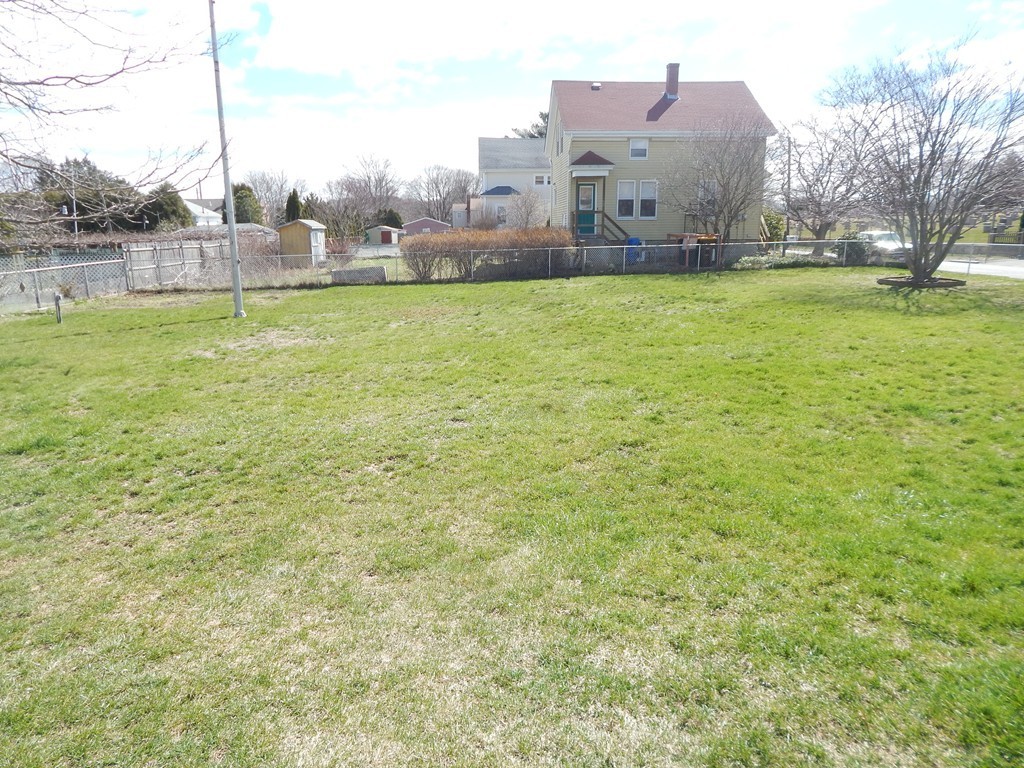 144 Spencer Street Fall River, MA 02721 - Photo 5 of 30 Gallery Image 5