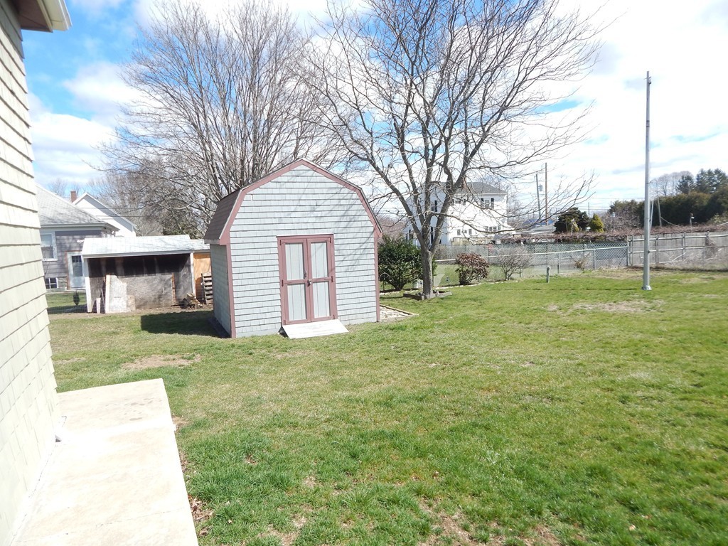 144 Spencer Street Fall River, MA 02721 - Photo 6 of 30 Gallery Image 6