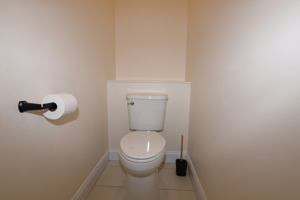 16 Schooner Way, Unit 16 Marshfield, MA 02050 - Photo 19 of 39