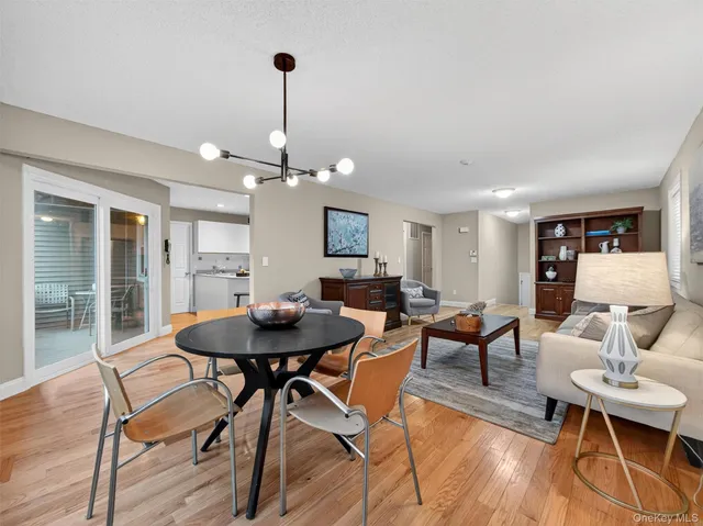 $435,000 | 188 Eagle Ridge Way, Nanuet, NY 10954