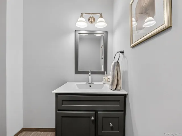 $435,000 | 188 Eagle Ridge Way, Nanuet, NY 10954