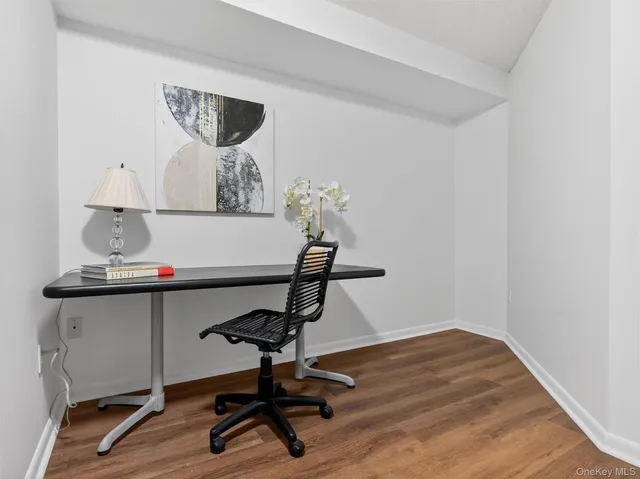 $435,000 | 188 Eagle Ridge Way, Nanuet, NY 10954