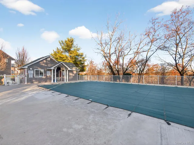 $435,000 | 188 Eagle Ridge Way, Nanuet, NY 10954