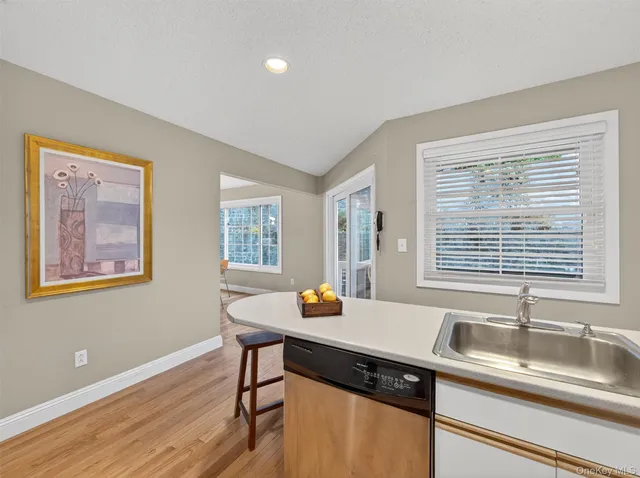 $435,000 | 188 Eagle Ridge Way, Nanuet, NY 10954