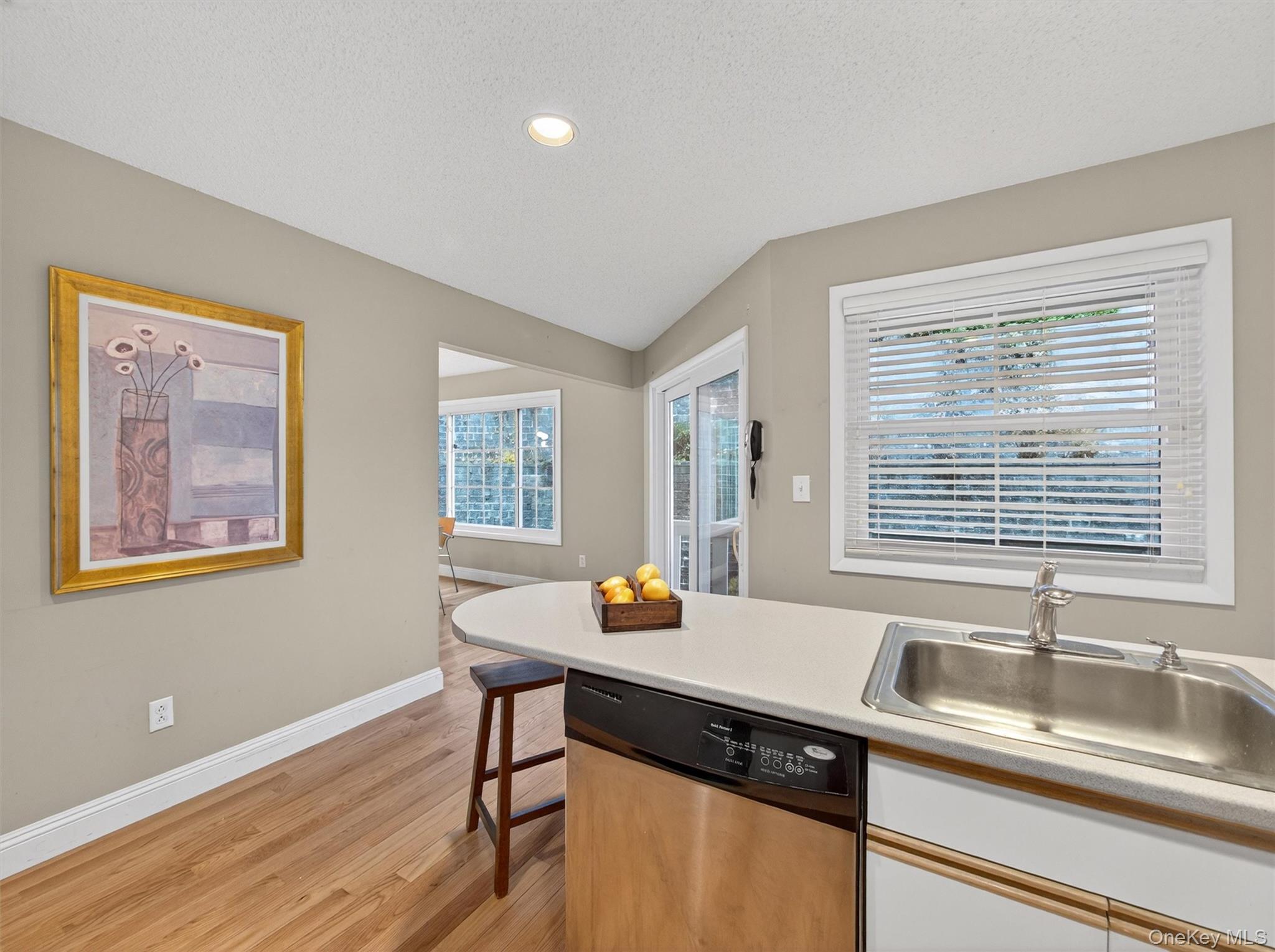 188 Eagle Ridge Way Nanuet, NY 10954 - Photo 9 of 33 Lots of natural light