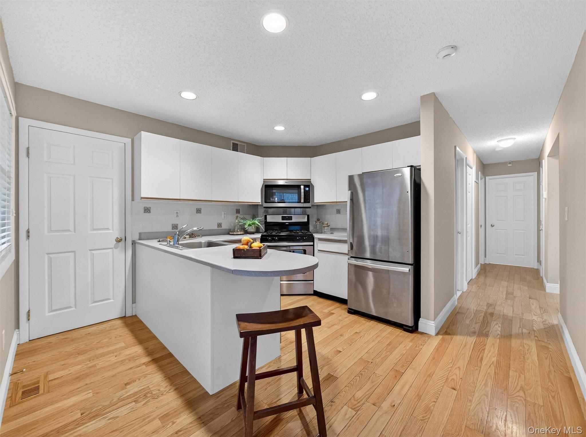 188 Eagle Ridge Way Nanuet, NY 10954 - Photo 10 of 33