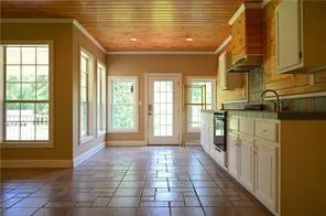 $689,500 | 8040 Hwy 28 East Highway, Pineville, LA 71360