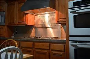 $689,500 | 8040 Hwy 28 East Highway, Pineville, LA 71360