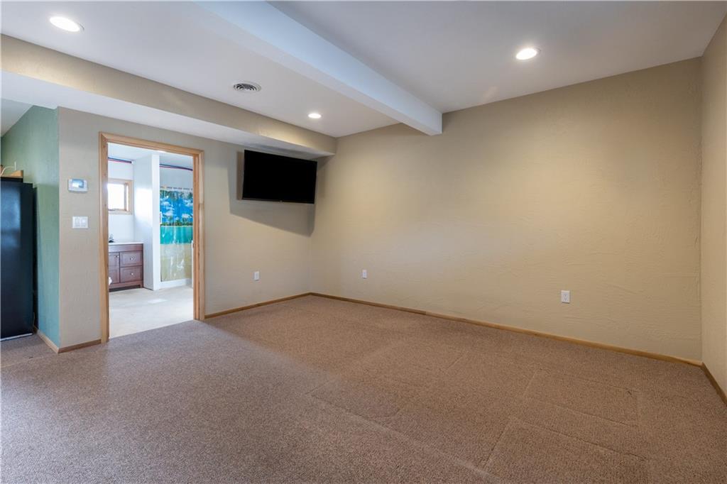 884 Pleasant Valley Road Mount Pleasant, PA 15666 - Photo 8 of 24 Gallery Image 8