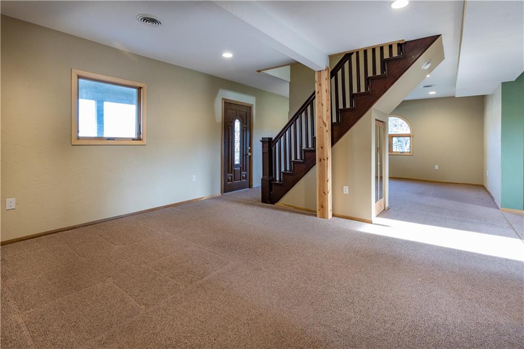 884 Pleasant Valley Road Mount Pleasant, PA 15666 - Photo 9 of 24 Gallery Image 9
