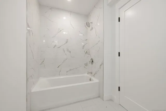 $2,950 | 529 Danbury Road, Unit C, Wilton, CT 06897