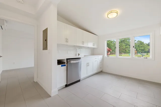 $2,950 | 529 Danbury Road, Unit C, Wilton, CT 06897