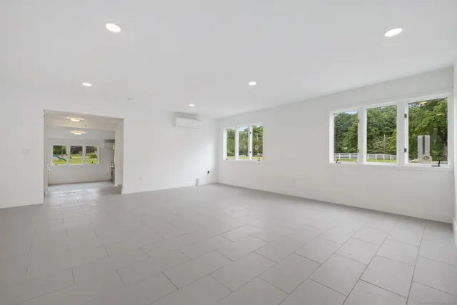 $2,950 | 529 Danbury Road, Unit C, Wilton, CT 06897