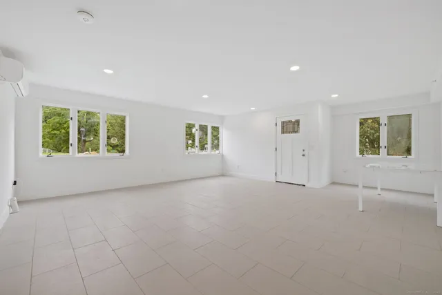 $2,950 | 529 Danbury Road, Unit C, Wilton, CT 06897