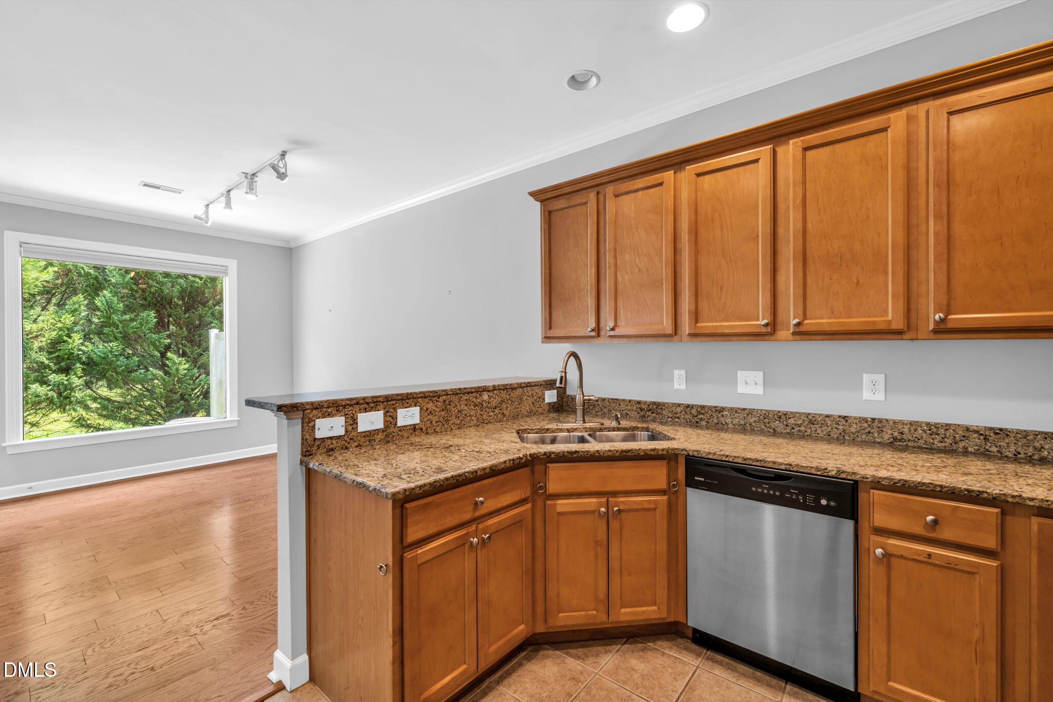 5515 South Roxboro Street, Unit 3 Durham, NC 27713 - Photo 9 of 22 13-web-or-mls-untitled-10 (2)