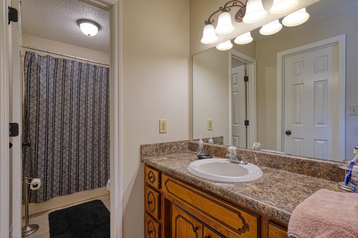 132 Tram Road Cowpens, SC 29330 - Photo 11 of 17