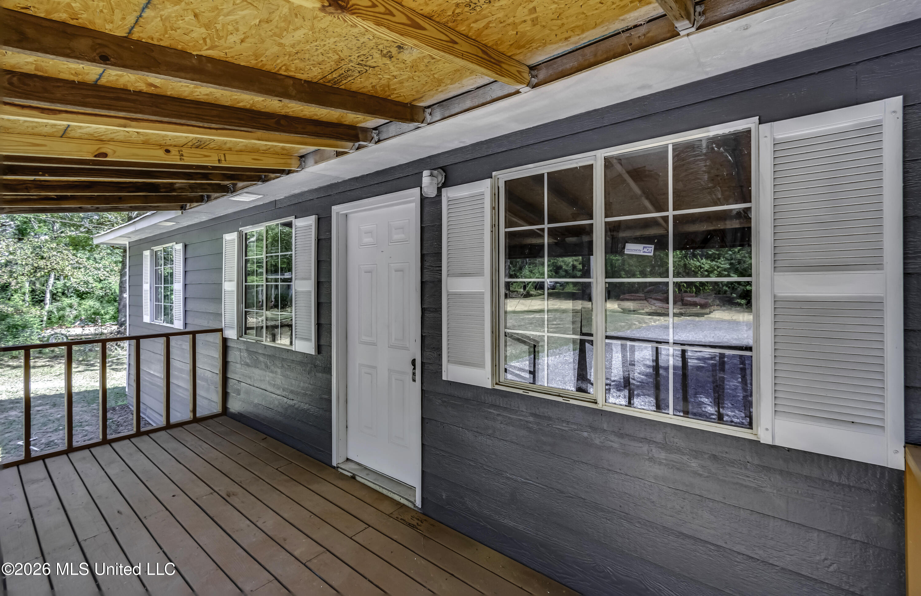 122 Hull Road Magee, MS 39111 - Photo 39 of 43 Front porch