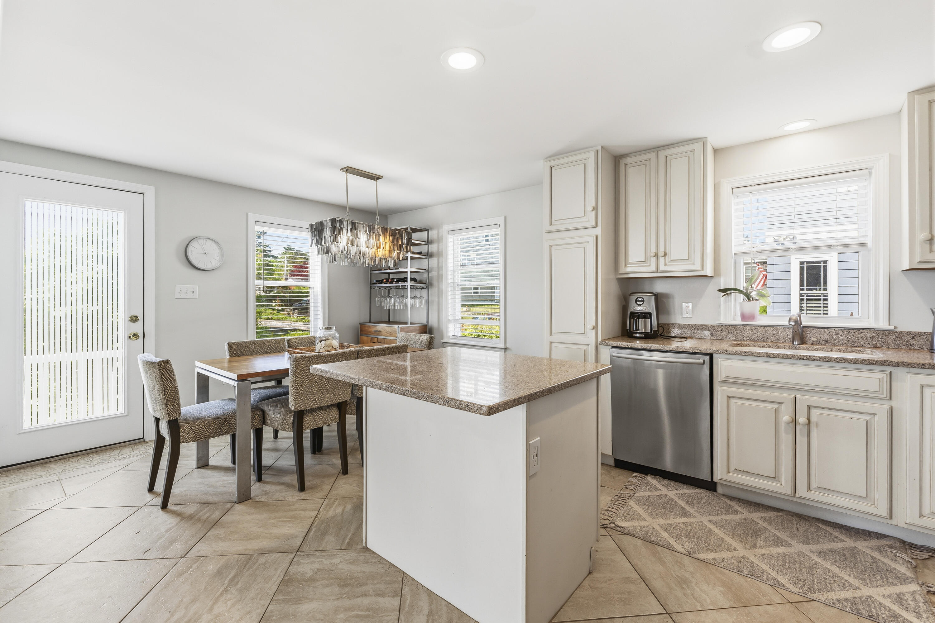 10 Lighthouse Lane Saco, ME 04072 - Photo 15 of 45 10 Lighthouse Ln_0128