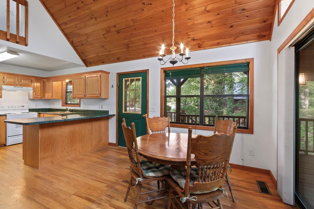 130 Meadowlark Terrace Murphy, NC 28906 - Photo 7 of 58