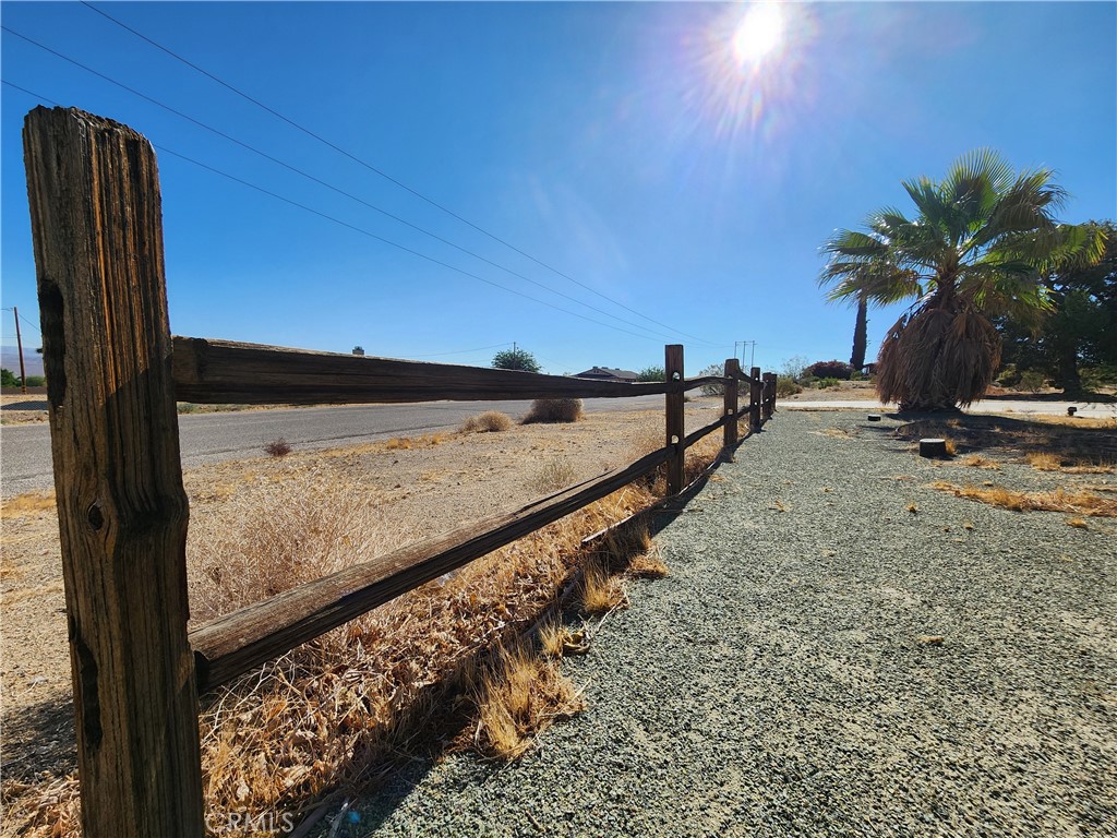 28035 Bonanza Road Barstow, CA 92311 - Photo 29 of 29 a view of ocean from a balcony