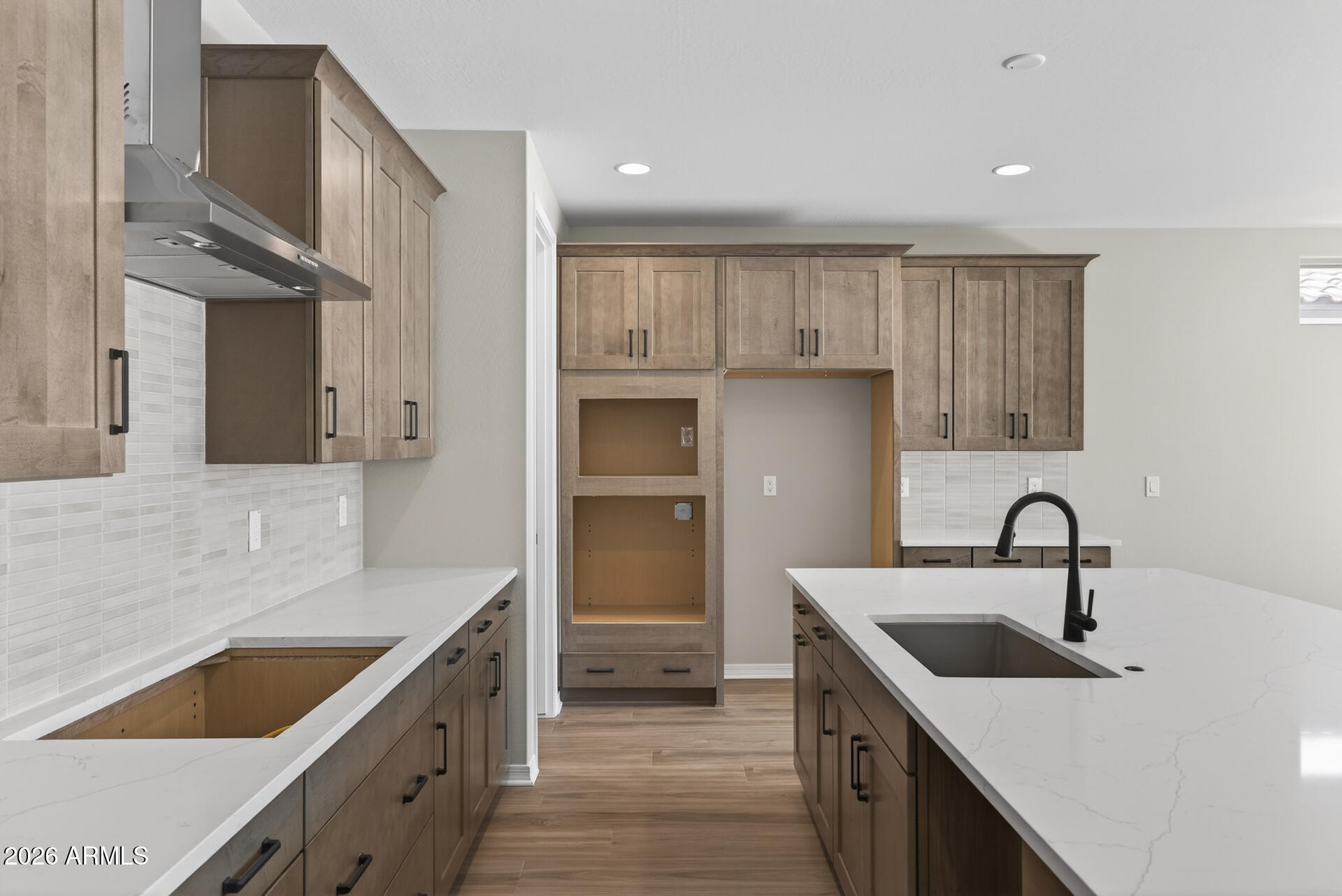 3255 West Molino Road San Tan Valley, AZ 85144 - Photo 9 of 37 11)KITCHEN