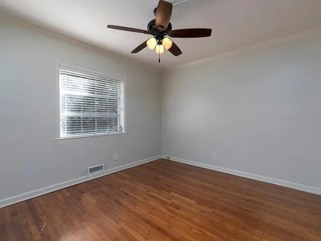 $1,395 | 438 Carriage Drive Northeast, Atlanta, GA 30328