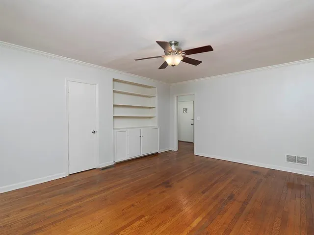 $1,395 | 438 Carriage Drive Northeast, Atlanta, GA 30328