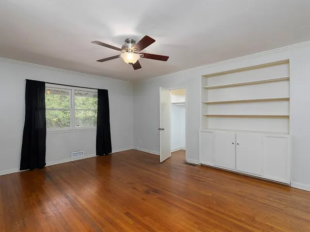 $1,395 | 438 Carriage Drive Northeast, Atlanta, GA 30328