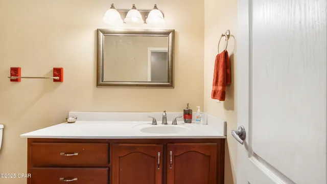 $374,000 | 10541 Highway 2301, Youngstown, FL 32466