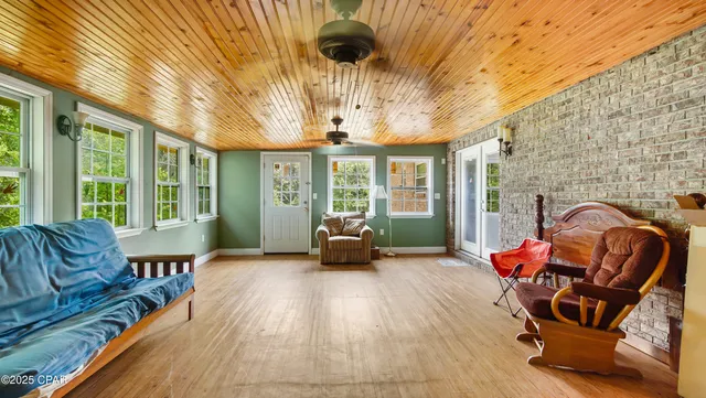 $374,000 | 10541 Highway 2301, Youngstown, FL 32466